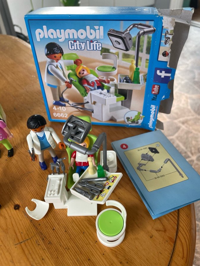 Playmobil City Life Tandläkarset 6662 samt Familj med vagn och bebis