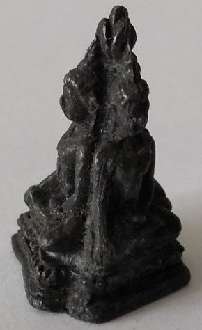 Originale miniature buddhistiske statuetter - i alt 7 stk