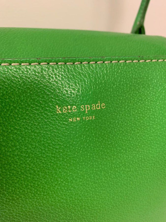 supersnygg kate spade väska, Y2K, brat summer