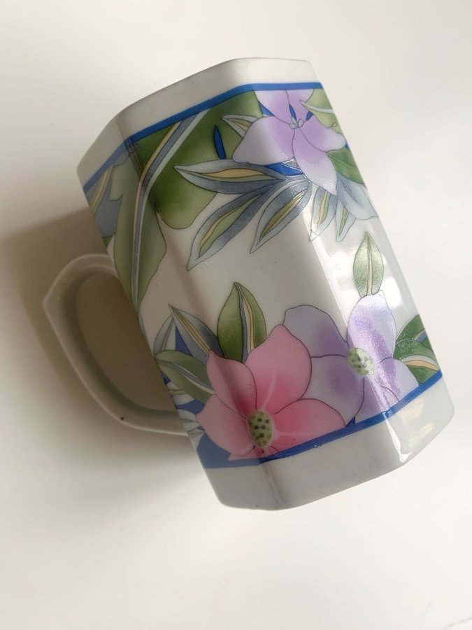 Vintage 80-tal muggar blommönster art deco stil rosa blå koppar porslin retro