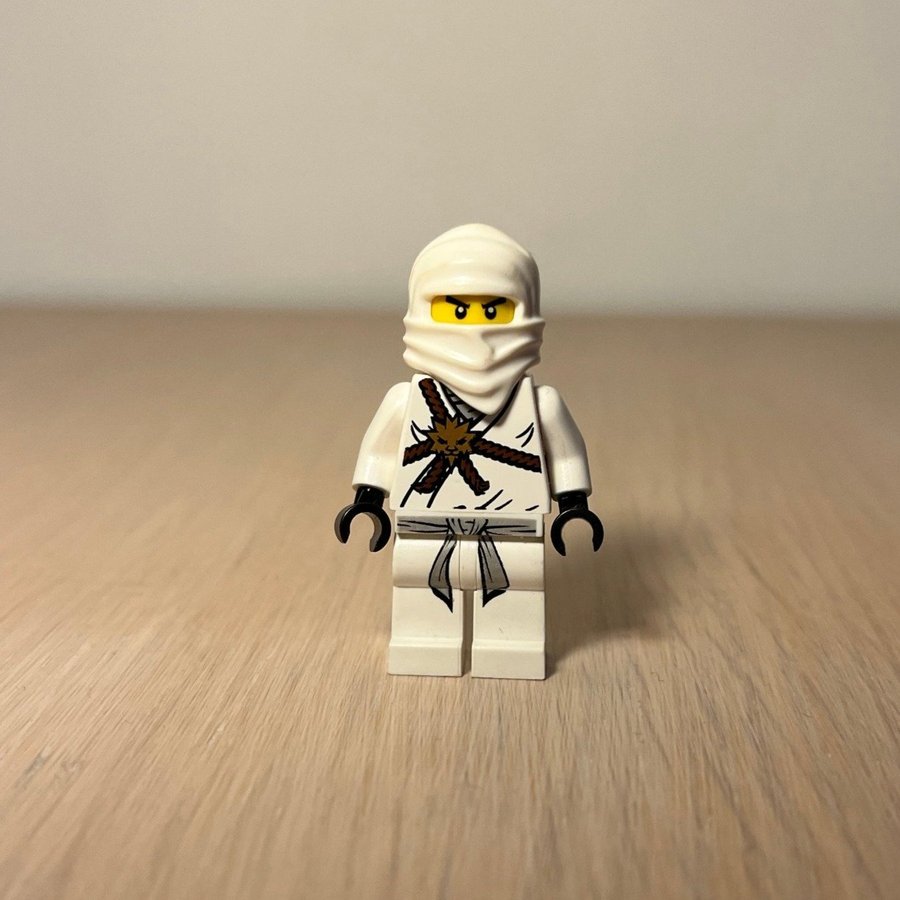 Lego Ninjago njo001 Zane