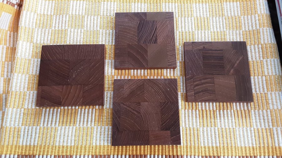 4 st Glasunderlägg i Teak/Retro även bra coasters /underlägg till läskflaskor mm