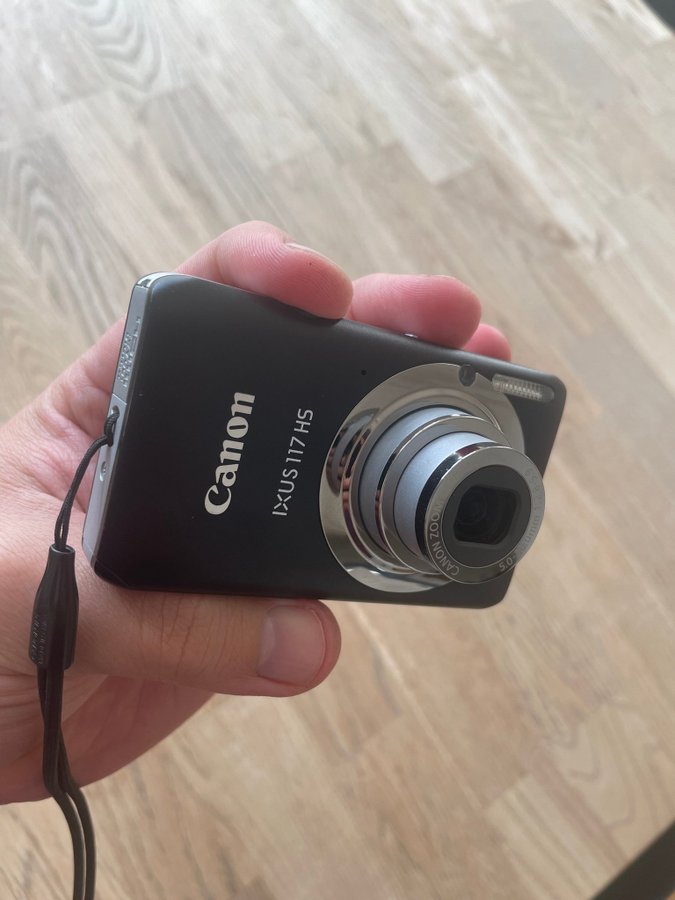 Canon IXUS 117 HS Digital Camera