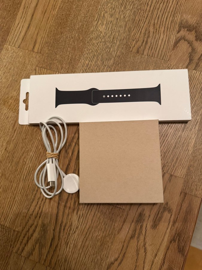 Apple Watch Series 7 45 mm GPS+Cellular