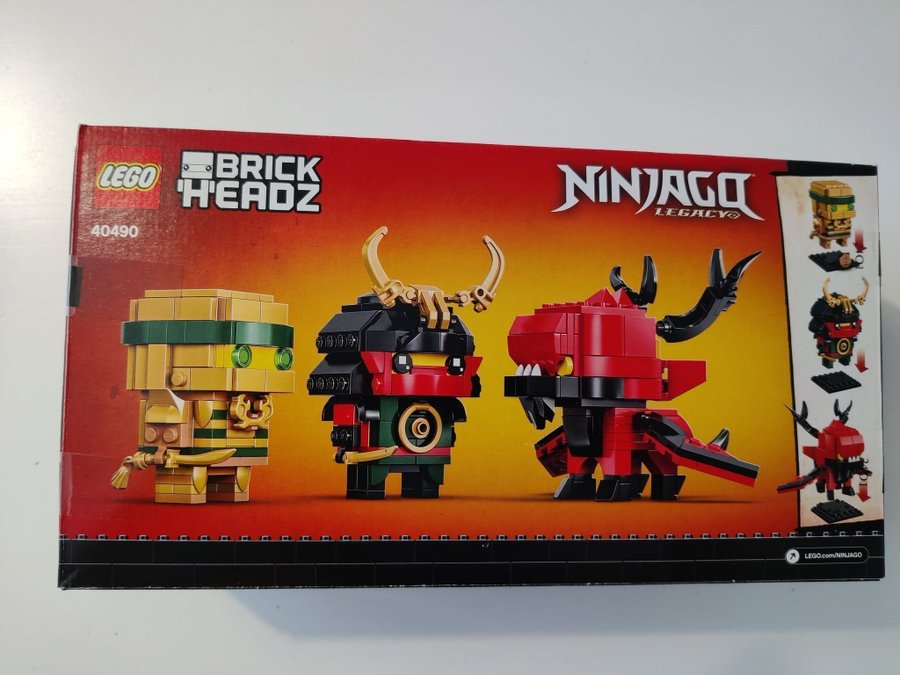 LEGO 40490 Ninjago 10 Anniversary Brickheads