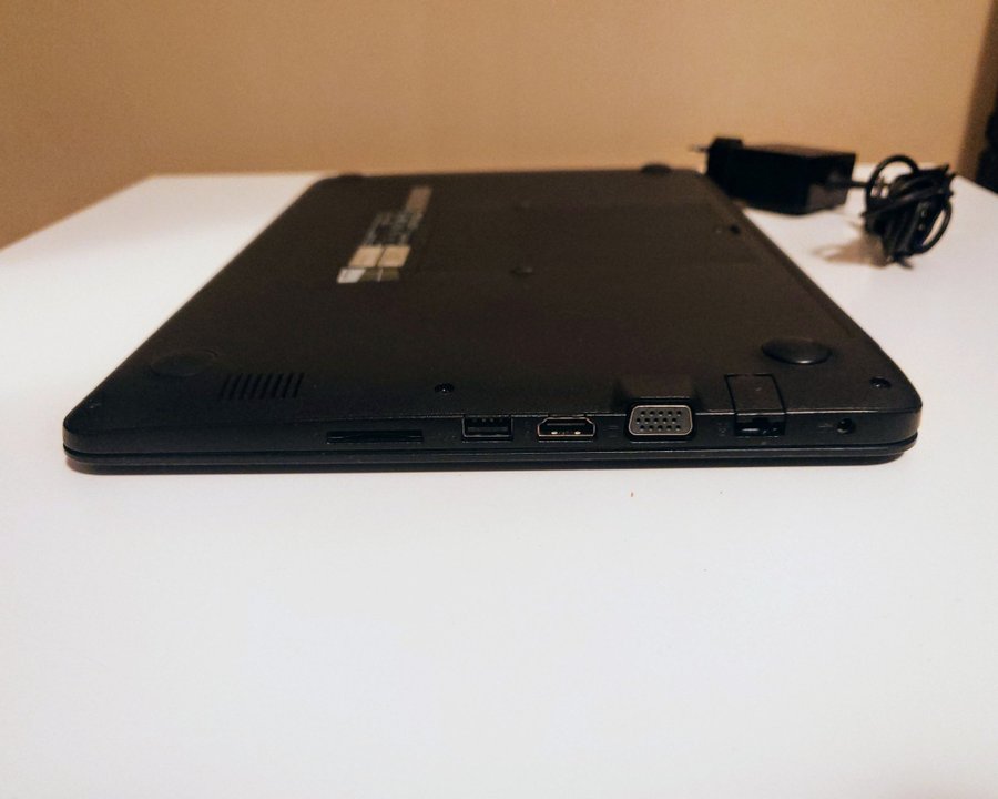 ASUS Laptop 14 tum