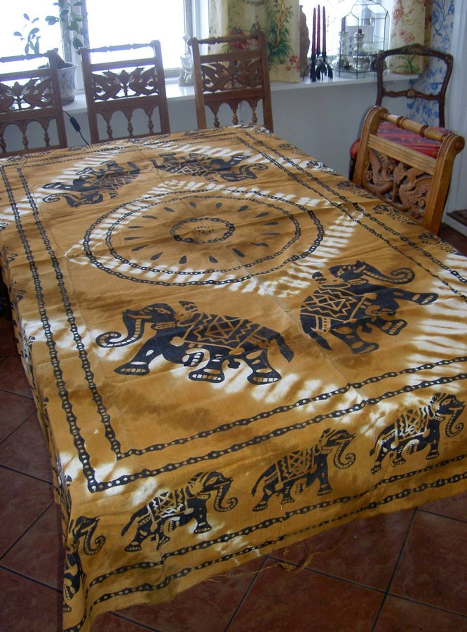 NYTT - Handtryckt tyg bomull - Nepal duk Batik - 190 x 135 cm Elefanter