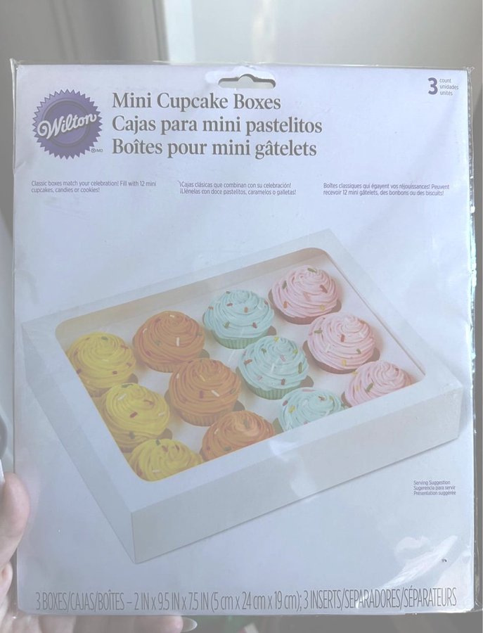 Wilton minicupcakes box