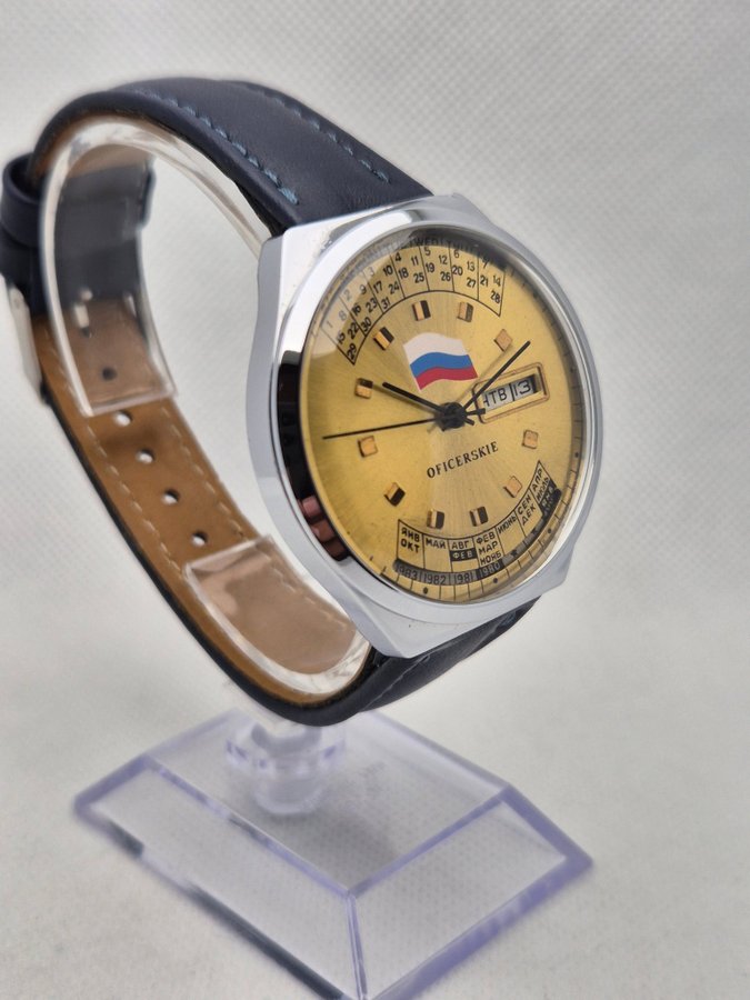 Vintage Raketa perpetual Calendar mechanical USSR watch