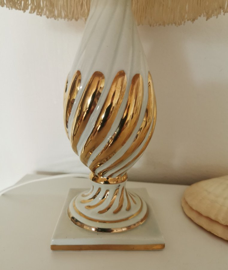 Italy bordslampa~goldwhite~Vintage tablelamp~