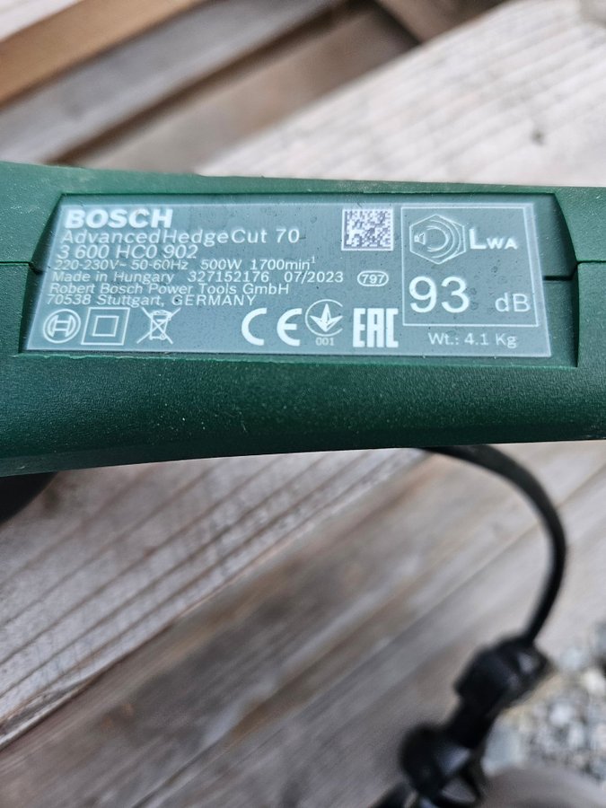 Bosch AdvancedHedgeCut 70