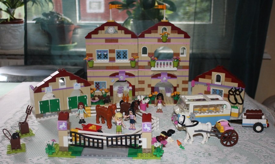 Lego Friends 3185 ridlägret