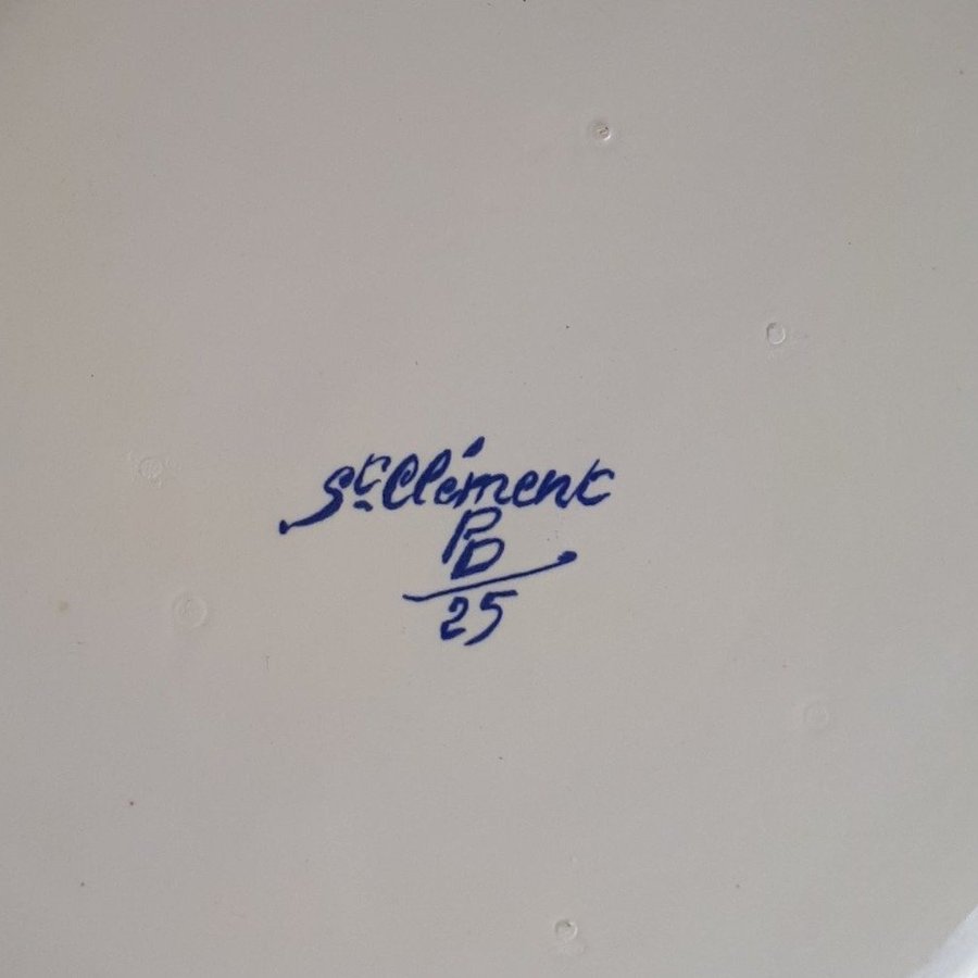 Unused St. Clement Old Handpainted Plate 24cm. Fransk Keramik. Fajans Tallrikar