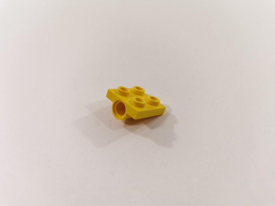 Lego - technic - 2x2 - modifierad - pin hål - part 2444 - gul