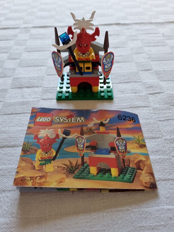 Komplett LEGO 6236 King Kahuka med manual