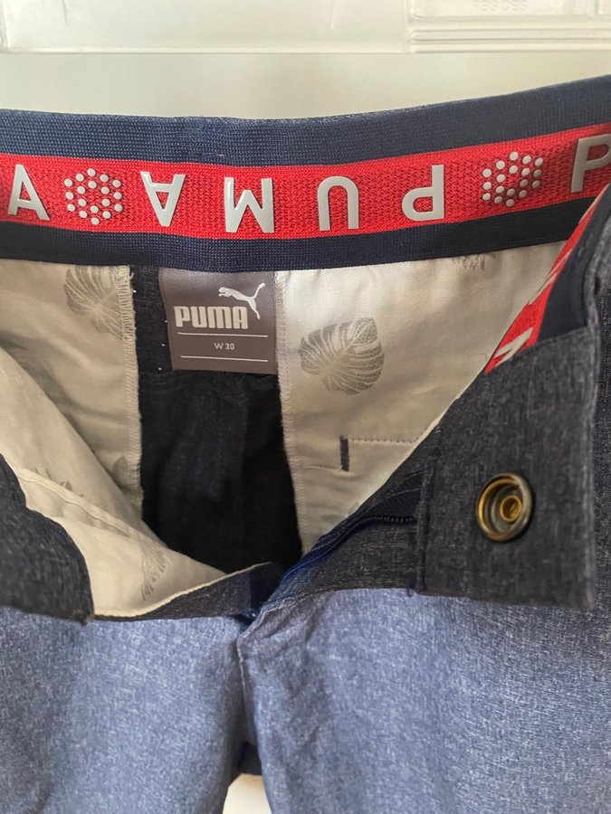 Ny/oanvända shorts (golf) PUMA (w30)