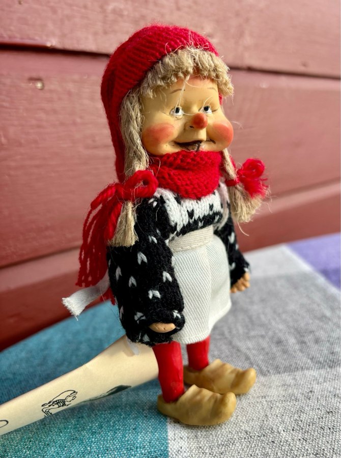 Lene Bourgeat Jultomte - Tomte flicka - Jul - Norge - Etikettmärkt