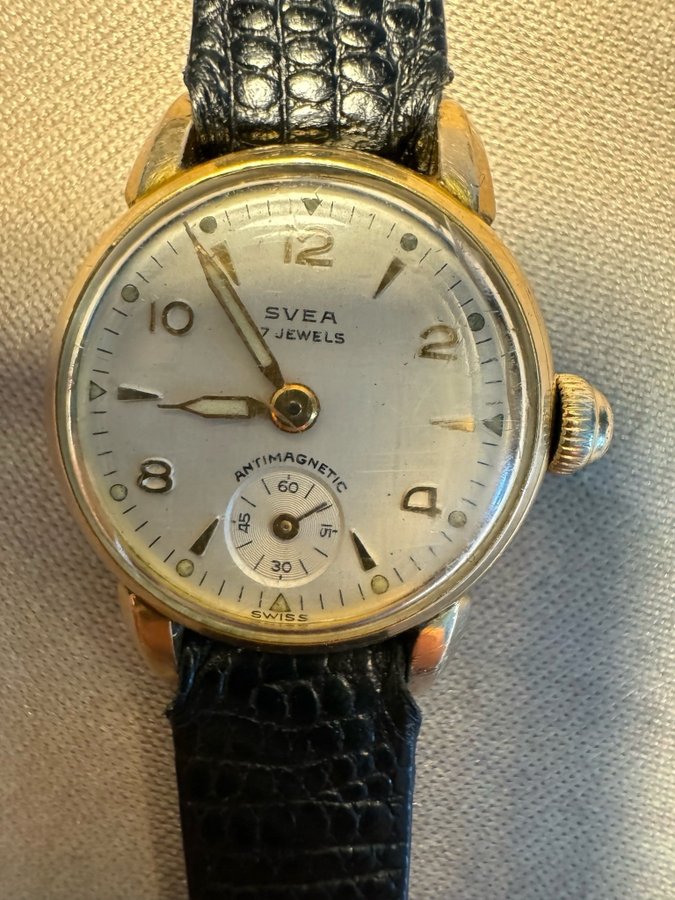 sVEA Swiss antimagnetic mechanical WATCH