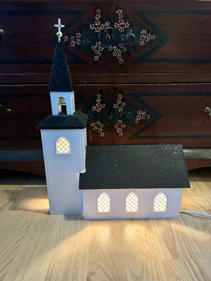 Eskilstorps Julkyrka med ljus och spelverk/vintage/retro/originallåda