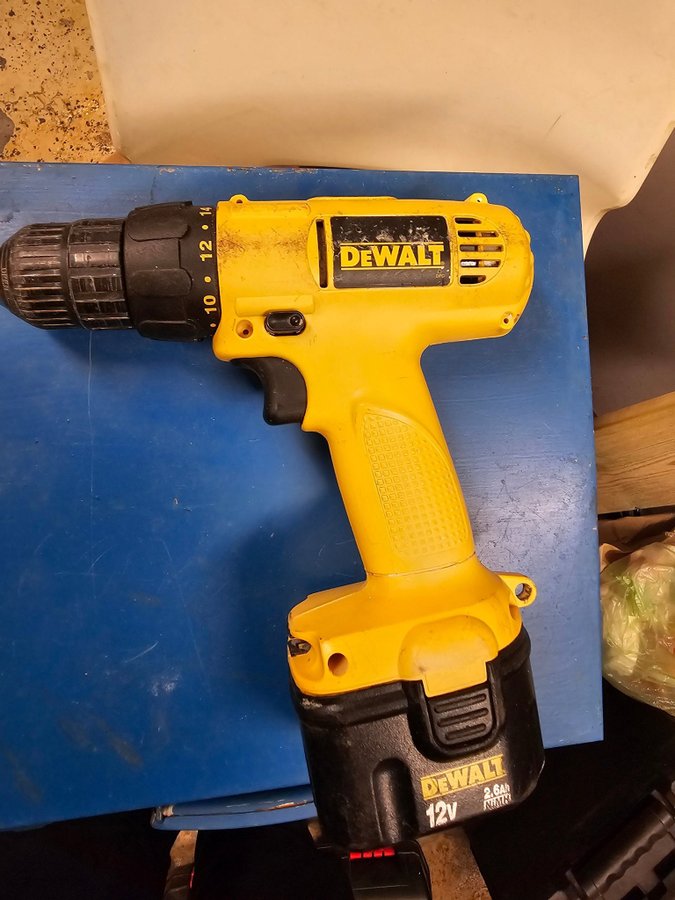 DEWALT 12V Slagskruvdragare