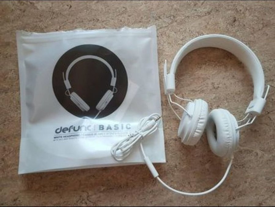 Defunc Basic Headphone hörlurar vit