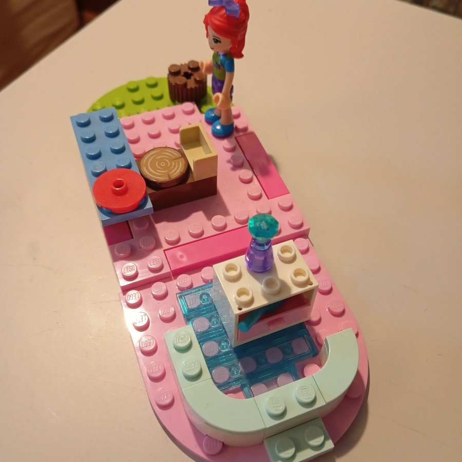 Lego Friends - Lekset med figur skönhetssalong