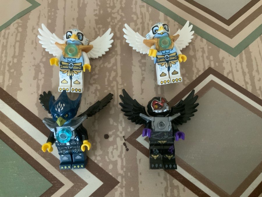 4 st Lego minifigurer - Fåglar