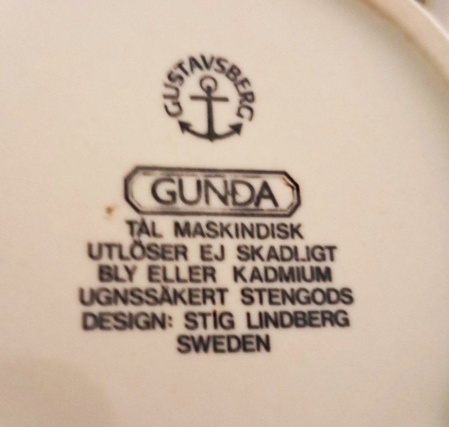 Sex fina tekoppar med fat ”Gunda” Stig Lindberg Gustavsberg