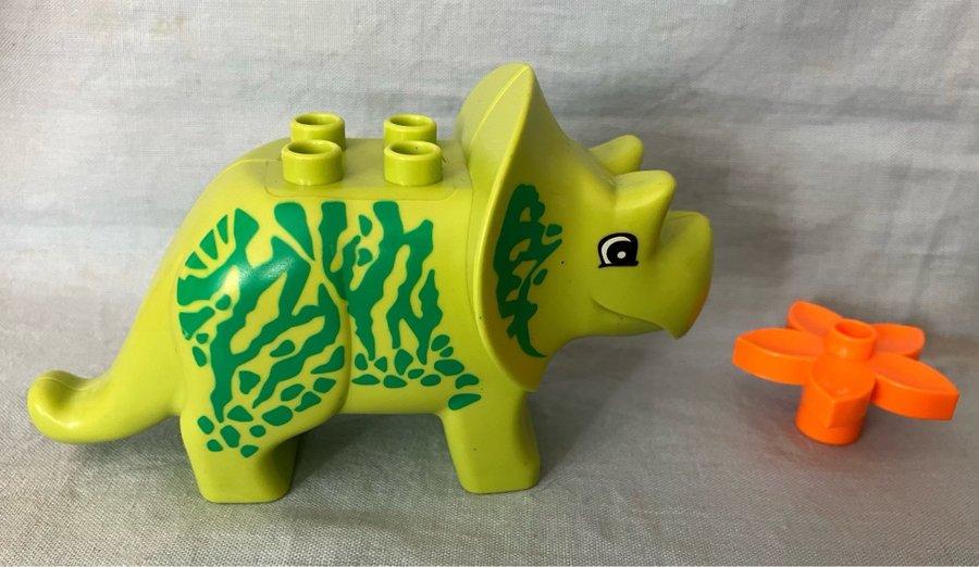 Duplo Dinosaurie Triceratops o Blomma