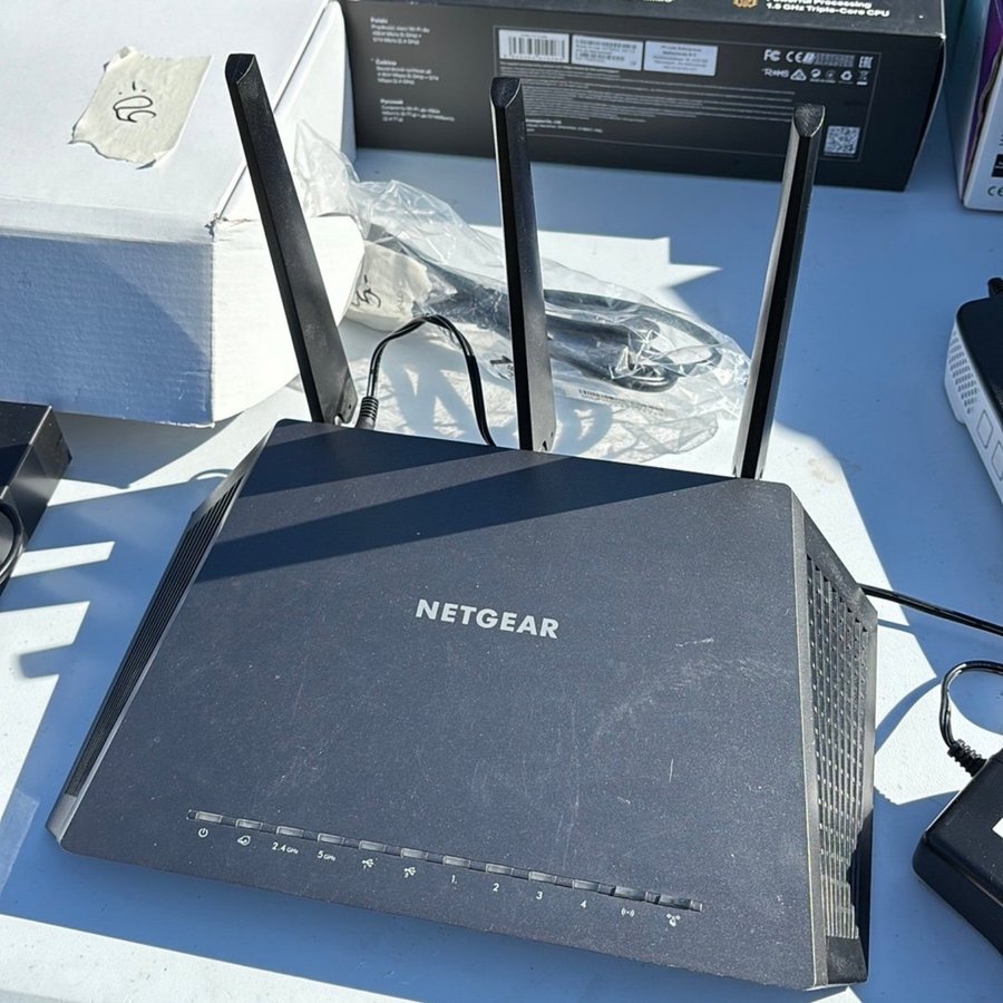 NETGEAR AC1900 Smart WiFi Router R7000