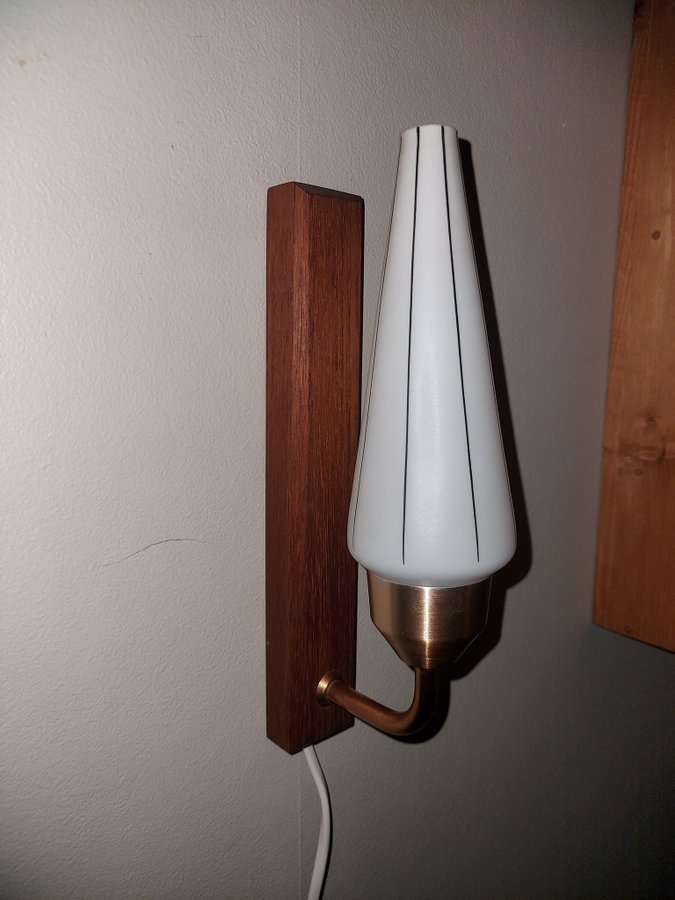 Lampett teak mässing glas 1950-60 tal