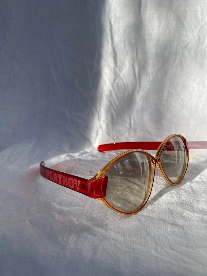 Vintage 70s Playboy sunglasses solglasögon 4558 röd