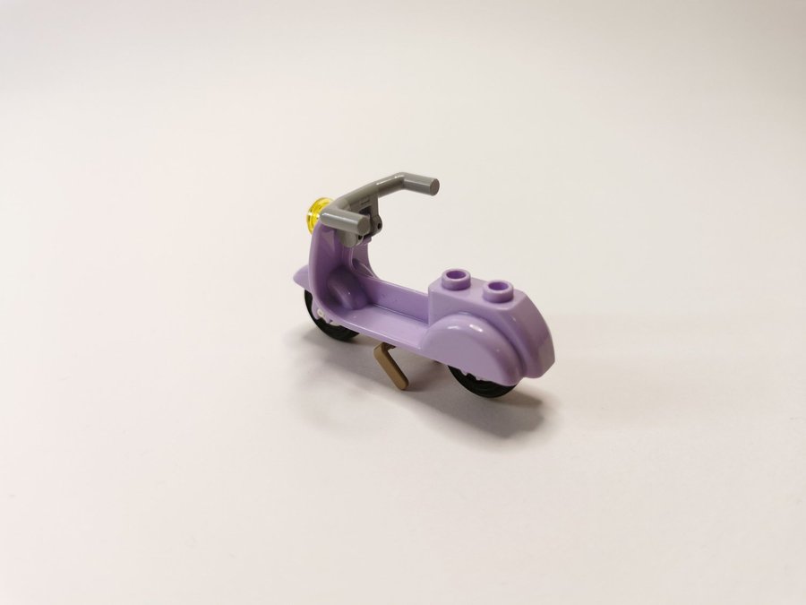 Lego - fordon - motorcykel - vespa - magenda