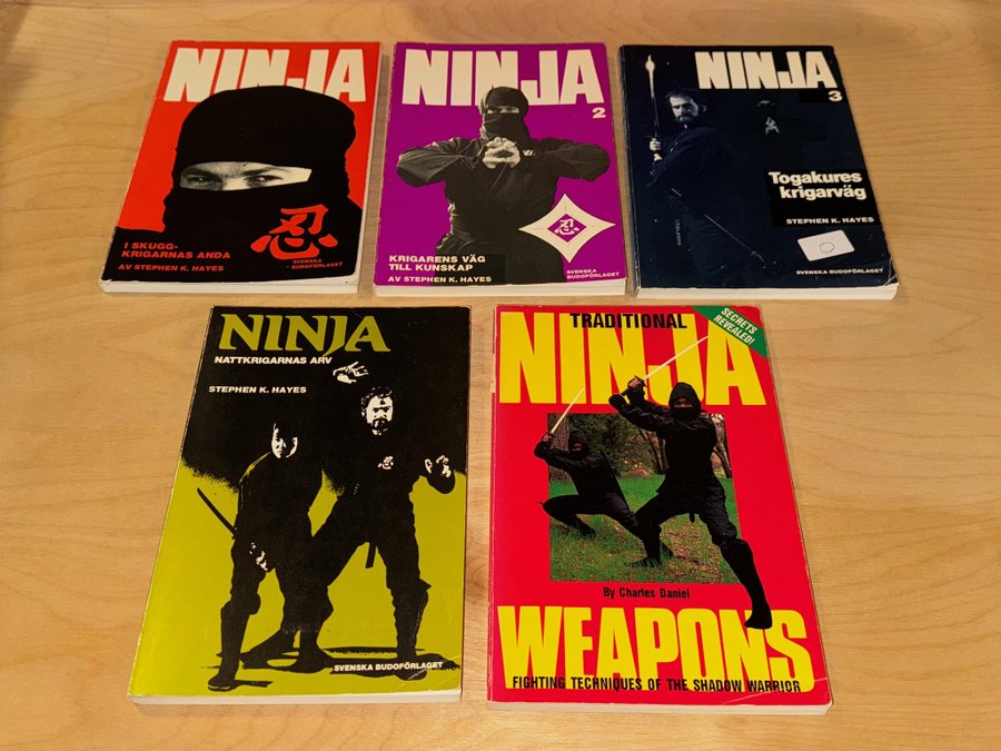 5 Ninja-böcker - Ninja 1-4 av Stephen K Hayes samt Traditional Ninja Weapons