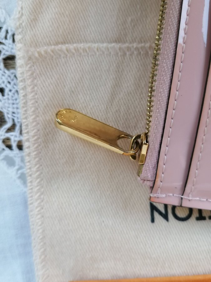 LOUIS VUITTON KEY CARDHOLDER VENICE PINK BALLERINE