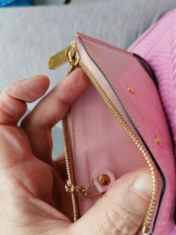 LOUIS VUITTON KEY CARDHOLDER VENICE PINK BALLERINE