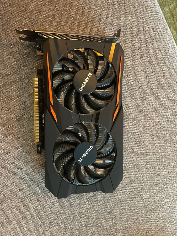 Gigabyte Geforce GTX 1050 Ti OC 4GB GDDR5 128 Bit PCI-E Graphic Card