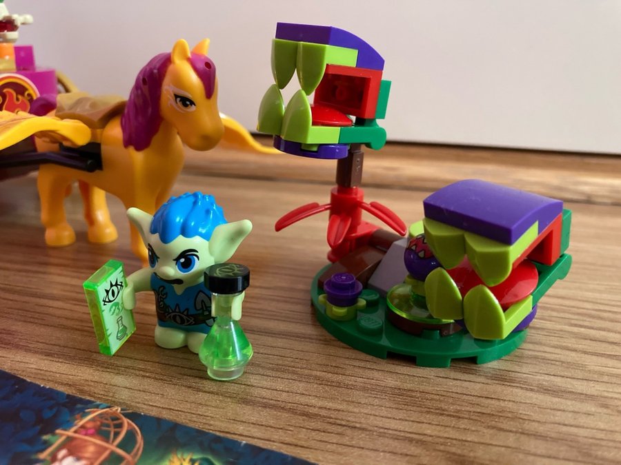 Lego Elves 41186 Azari och trollets flykt genom skogen, komplett!