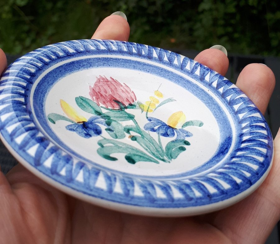 LARS SYBERG Denmark Like-New Small Handmade Plate 9cm. 32 Items On Stock -Photos