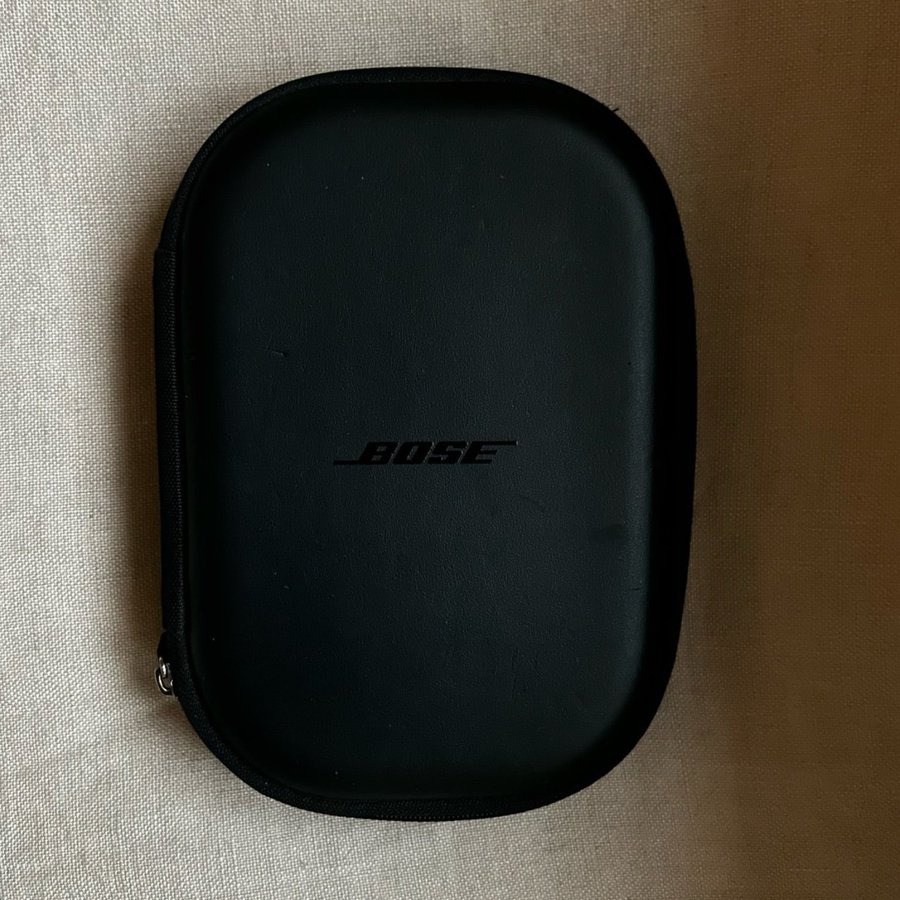 Bose brusreducerande fodral hörlurar