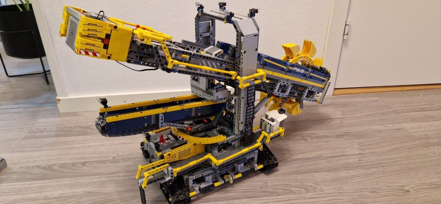 Lego Technic 42055 Bucket wheel excavator