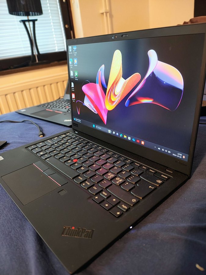 Lenovo X1 carbon