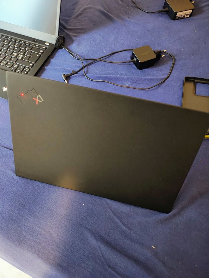 Lenovo X1 carbon