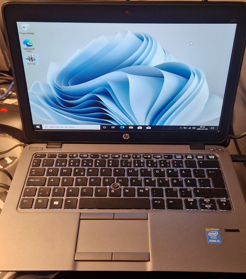 HP Elitebook 820 G2 i5-5200U/8GB/256GB SSD/Win10/Intel HD/läs annonsen