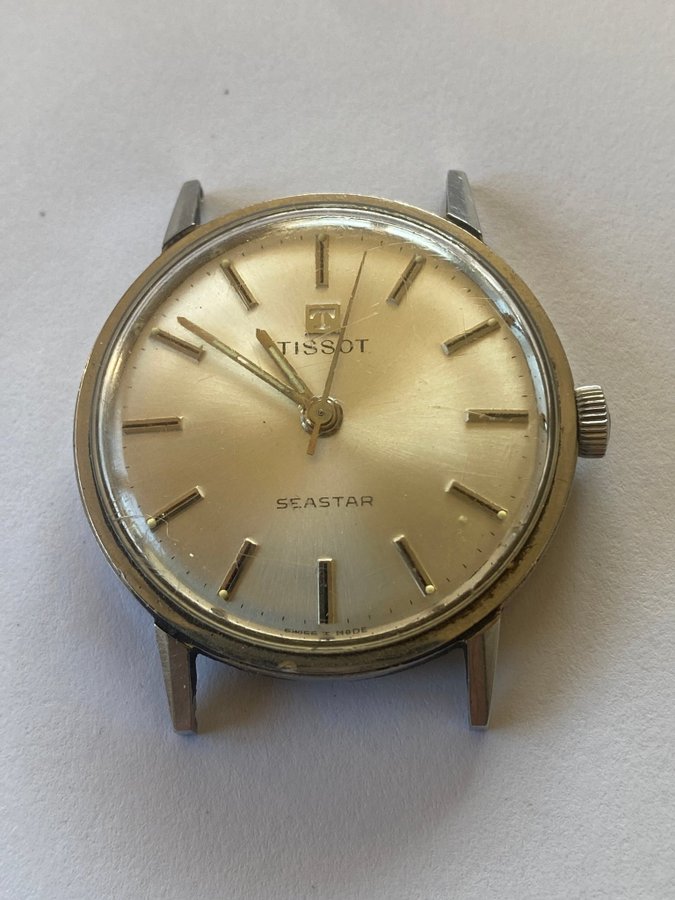 Tissot Seastar Vintage Armbandsur, fungerar men kan stanna. Kronans sitter löst