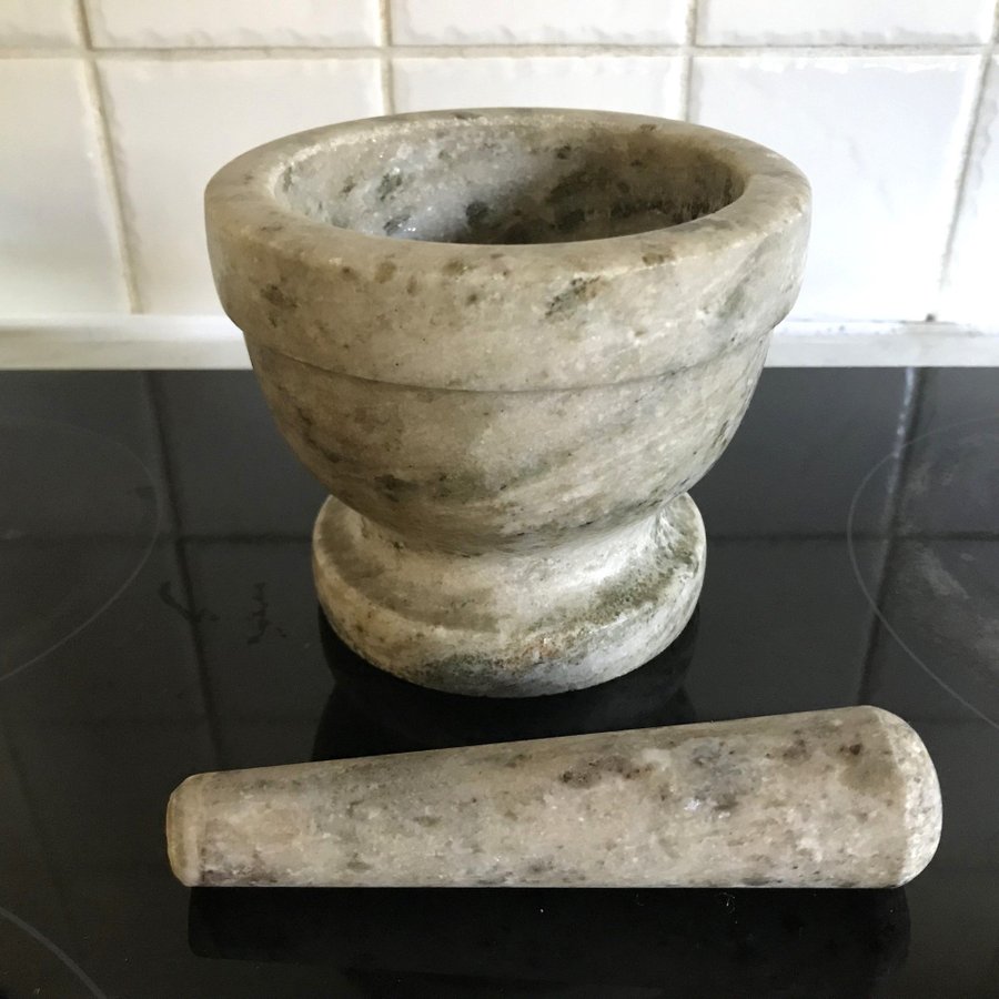 Mortel och stöt pestle sten