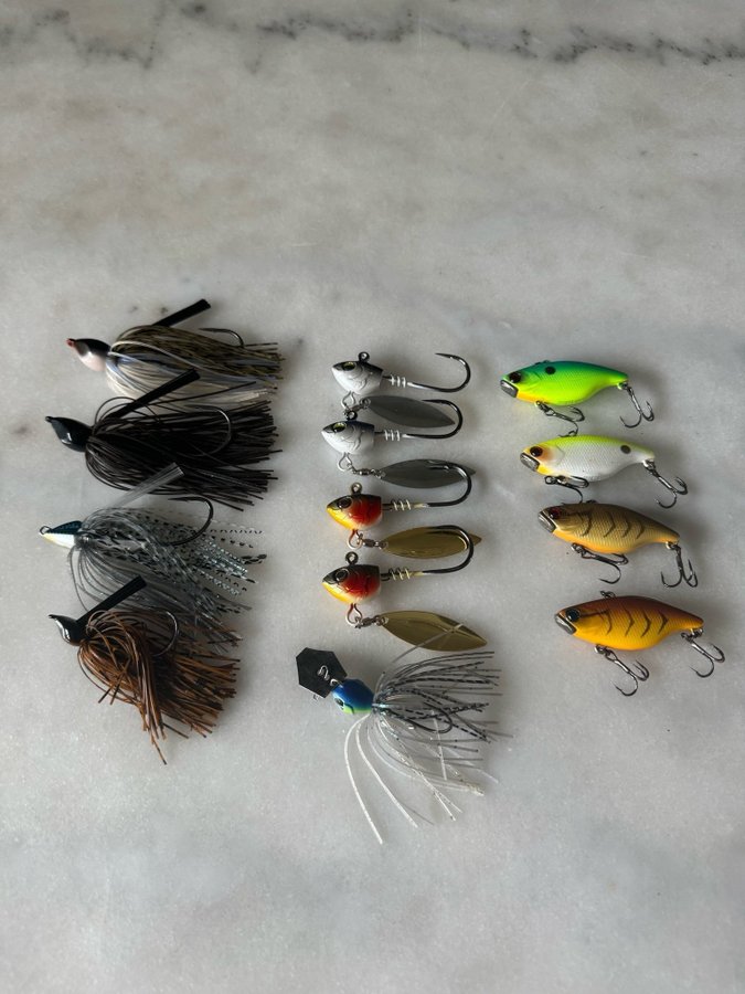 Lipless crankbaits Swimjigs Underspins - Jackall Imakatsu Noike