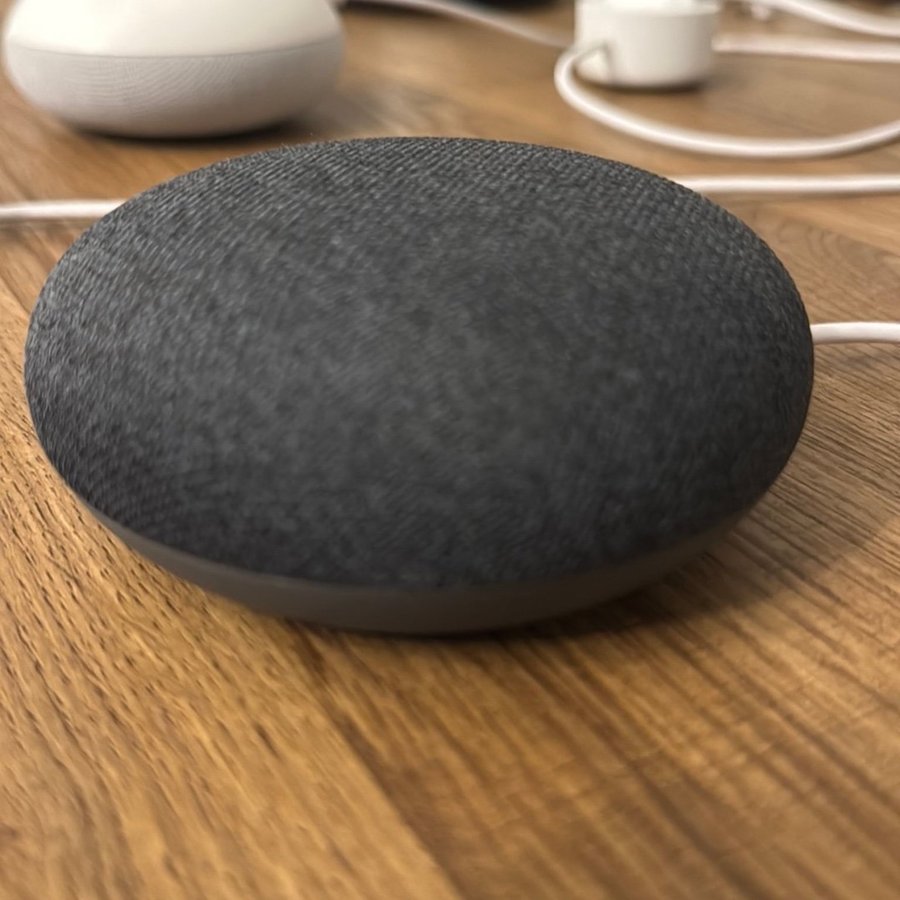 Google Nest Mini (2:a generationen) TVÅ STYCKEN!