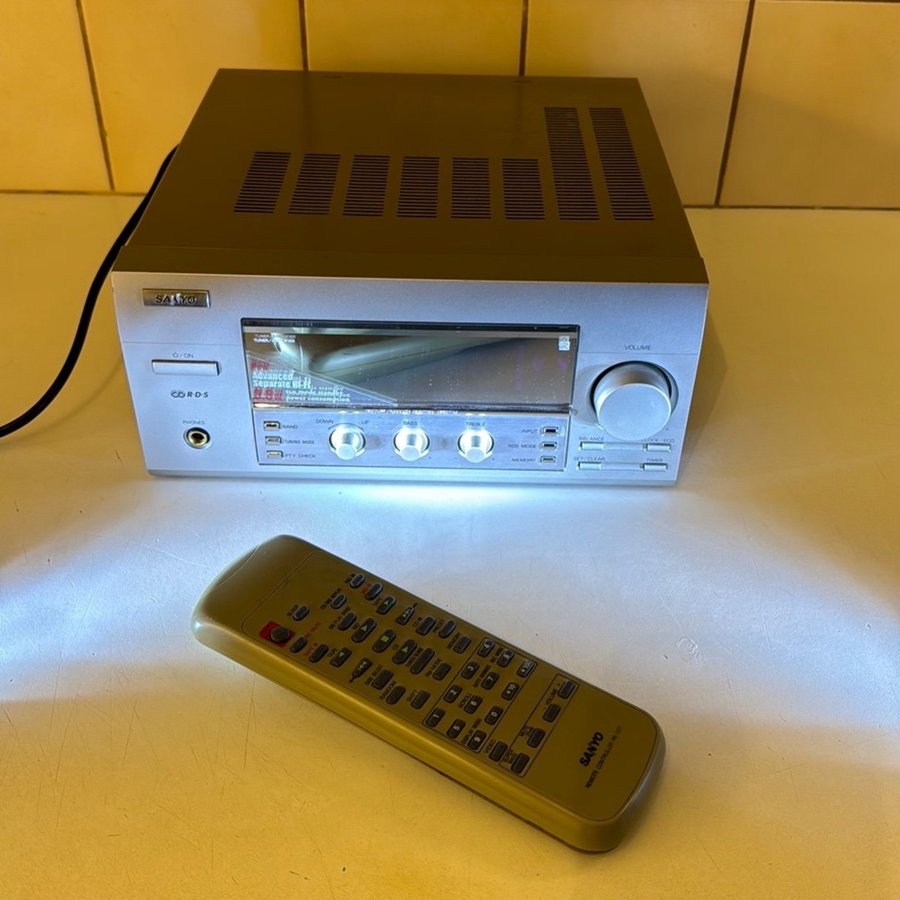 Sanyo Receiver