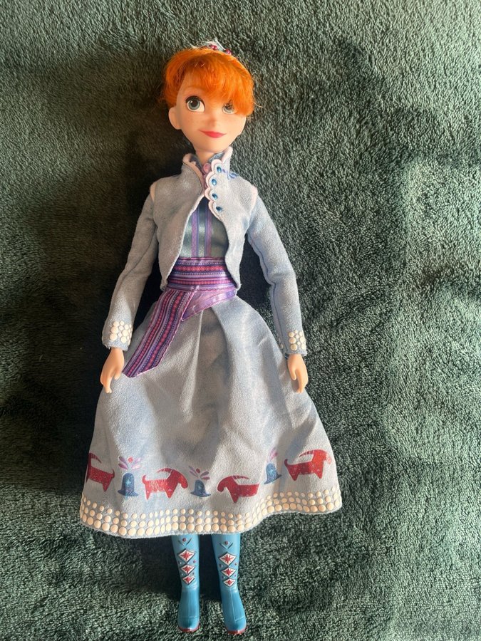 Disney store Frozen Anna